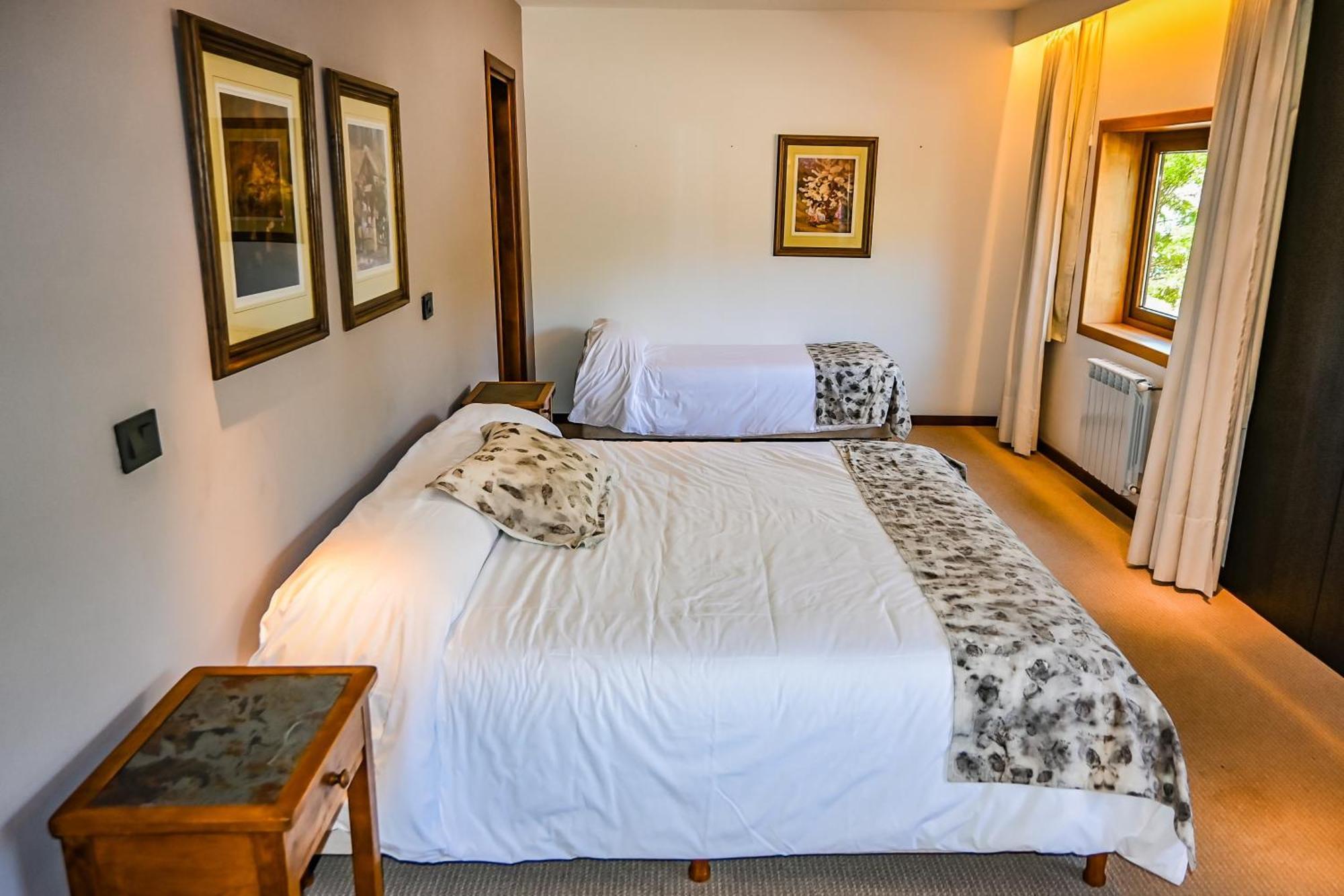 Hotel & Spa La Cheminee San Martin de los Andes Luaran gambar