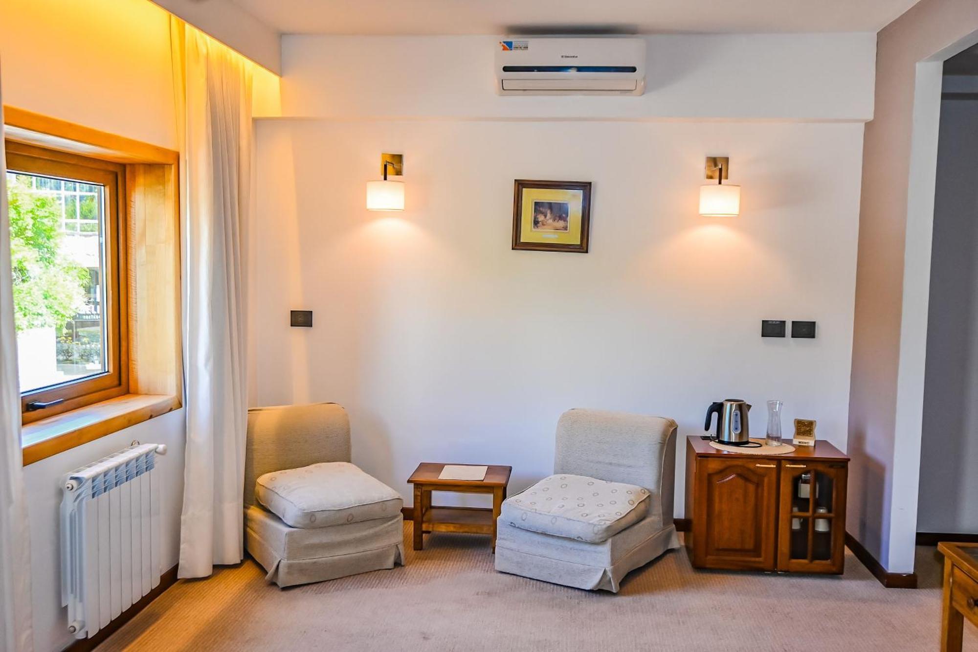Hotel & Spa La Cheminee San Martin de los Andes Luaran gambar