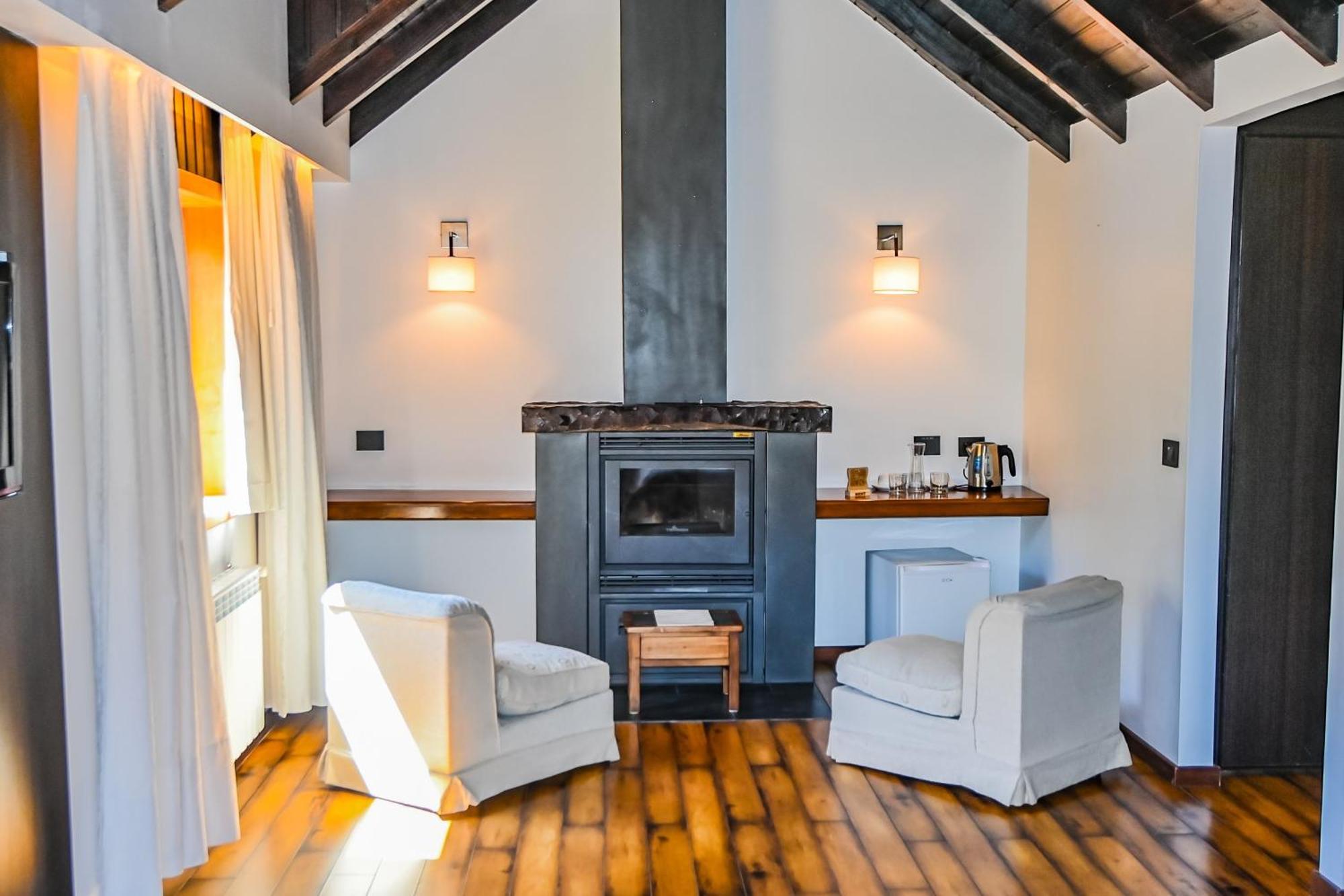 Hotel & Spa La Cheminee San Martin de los Andes Luaran gambar