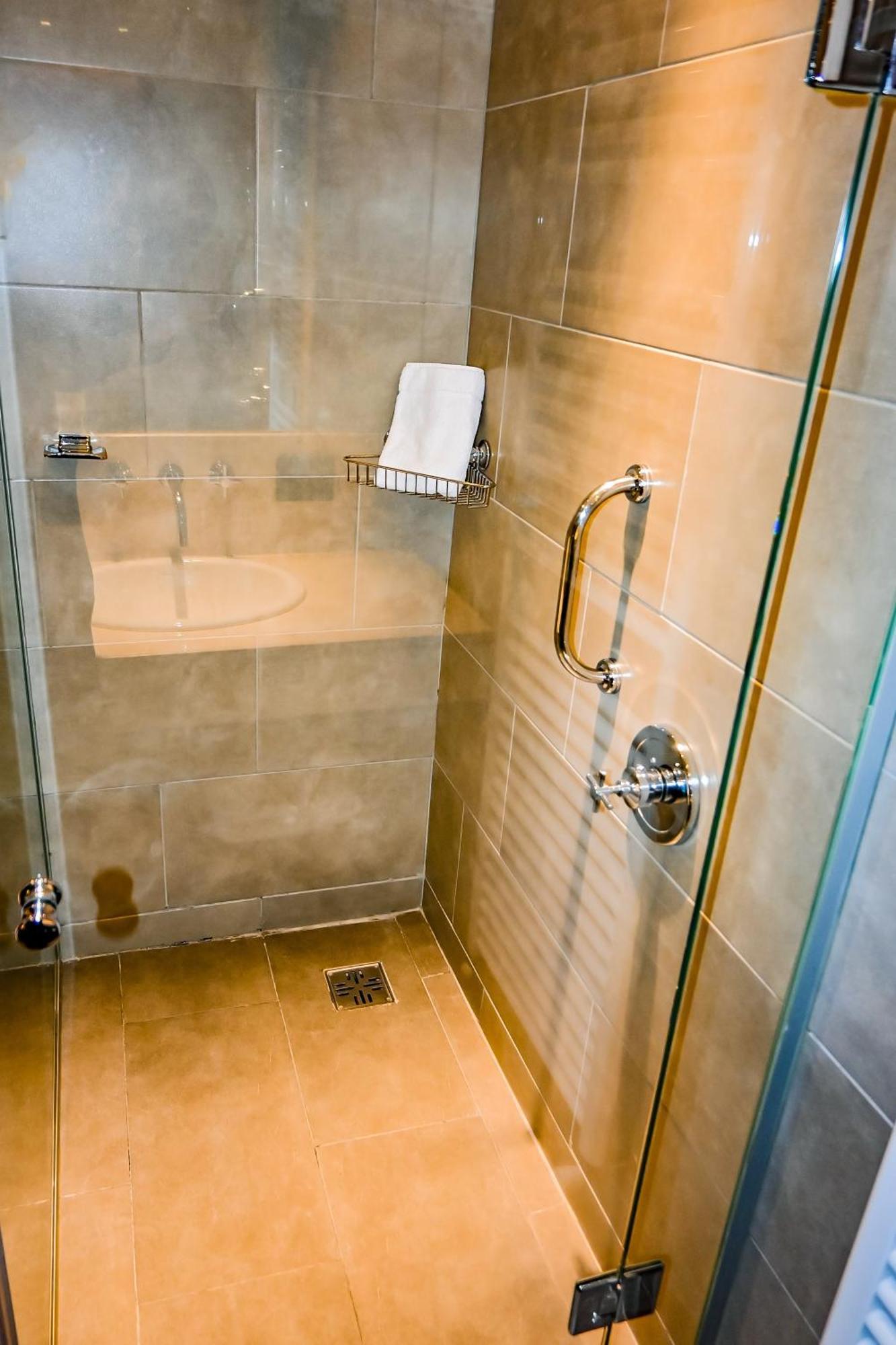 Hotel & Spa La Cheminee San Martin de los Andes Luaran gambar