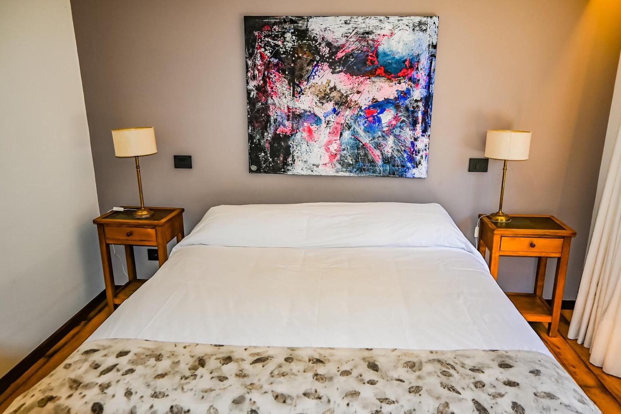 Hotel & Spa La Cheminee San Martin de los Andes Luaran gambar